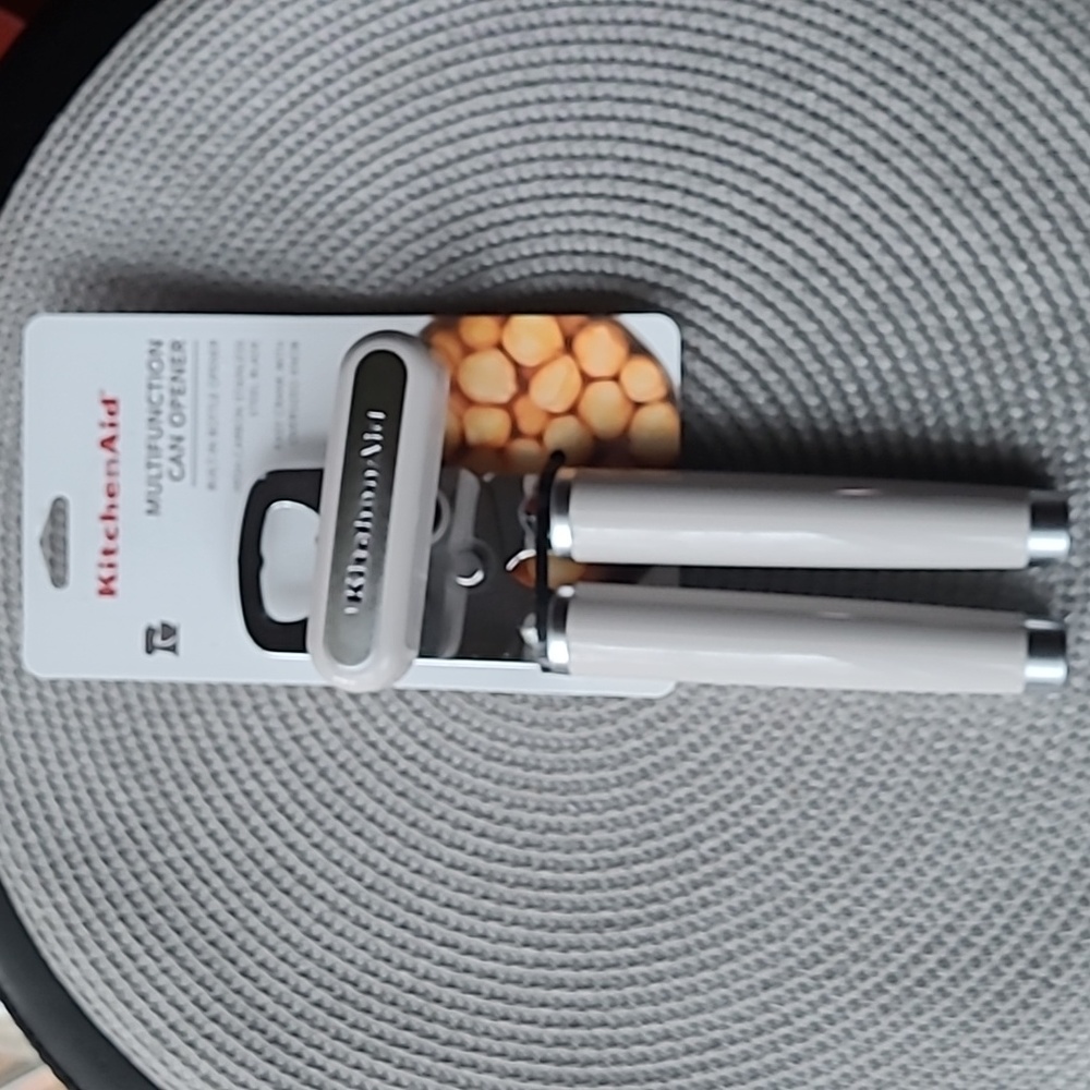 KitchenAid Multifunctional Can Opener